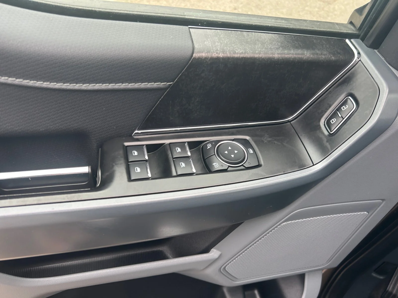 Used 2023 BROWN Ford XLT 302a 6.5 ft box image 17