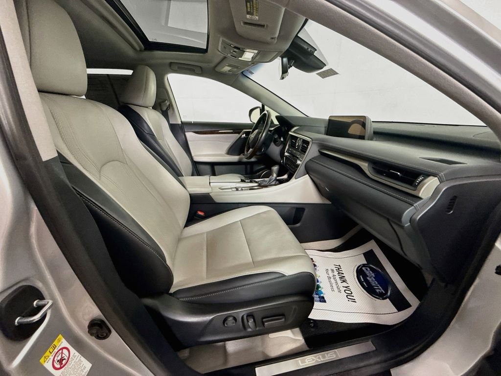 Used 2017 Silver Lining Metallic Lexus Base image 26