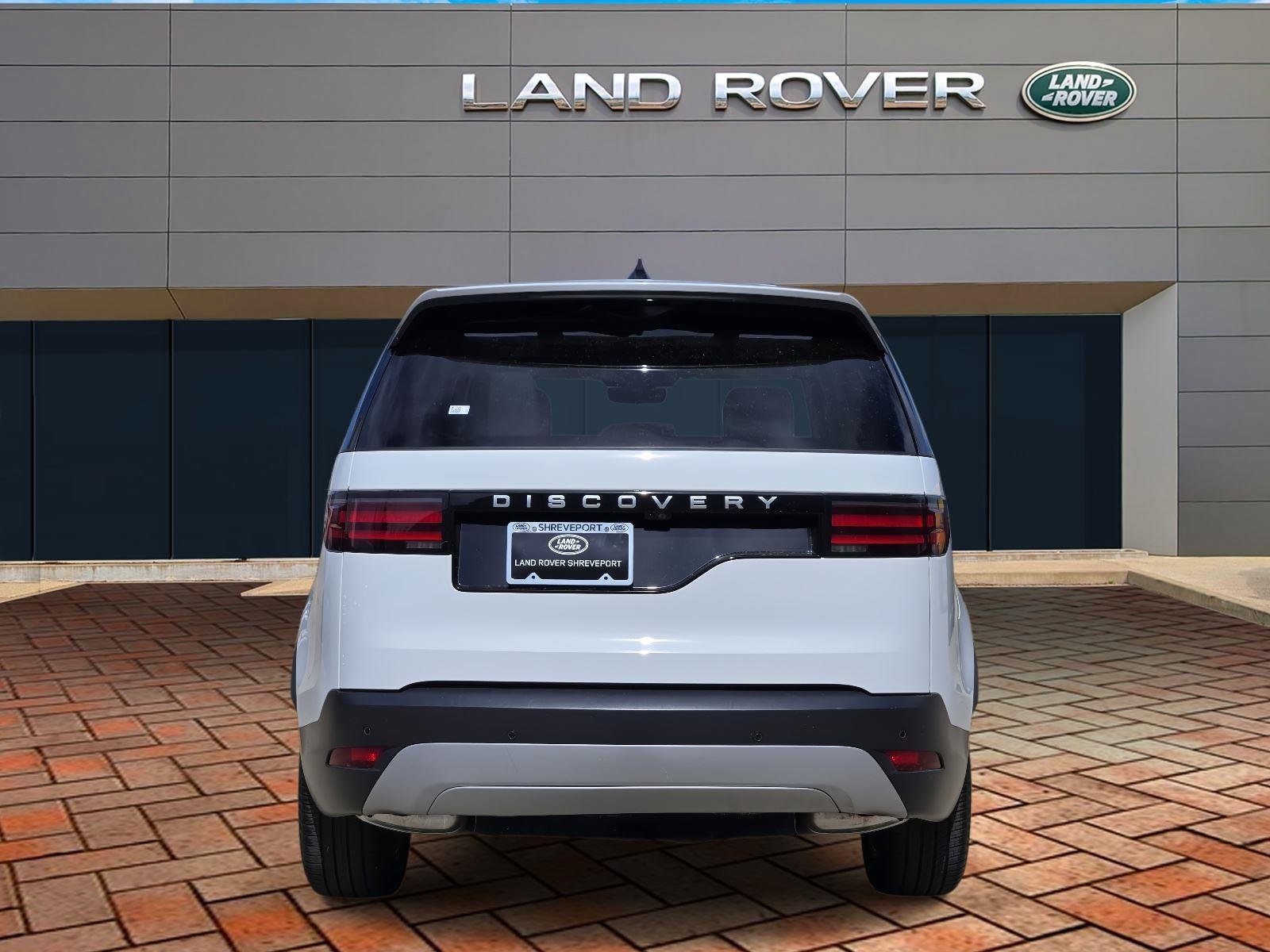 Used 2025 Fuji White Land Rover S image 5