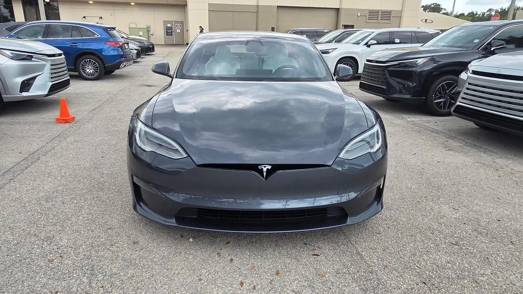 Used 2022 Tesla Model S Base with VIN 5YJSA1E51NF467663 for sale in Naples, FL