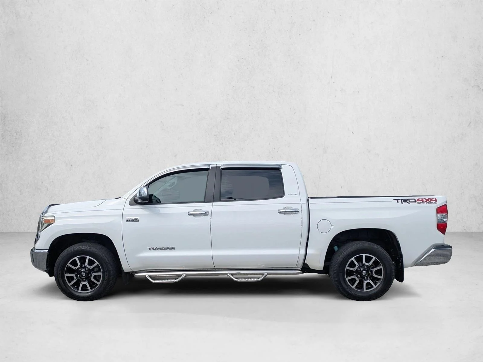 Used 2018 Super White Toyota Limited image 8