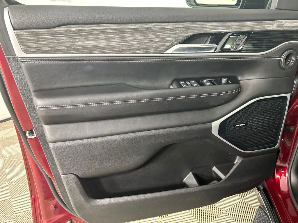 Used 2022 Red Jeep Series II image 11