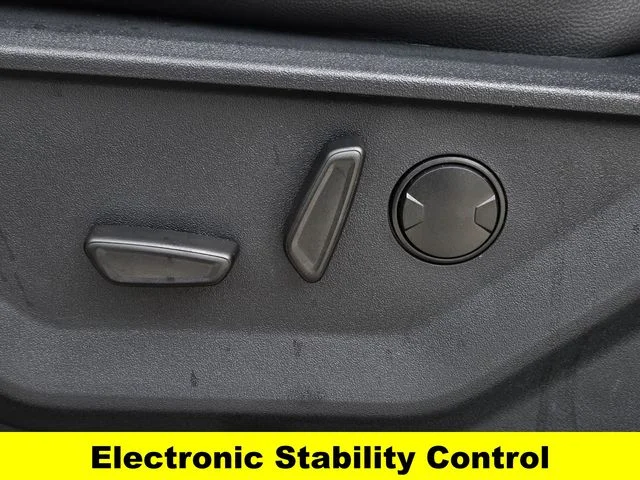New 2026 Agate Black Metallic Ford F-350® Lariat® image 22