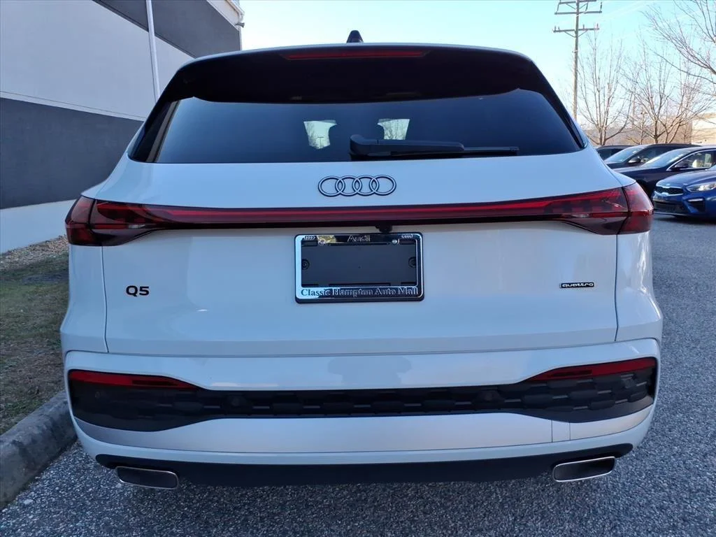 New 2025 Glacier White Metallic Audi Premium Plus image 5
