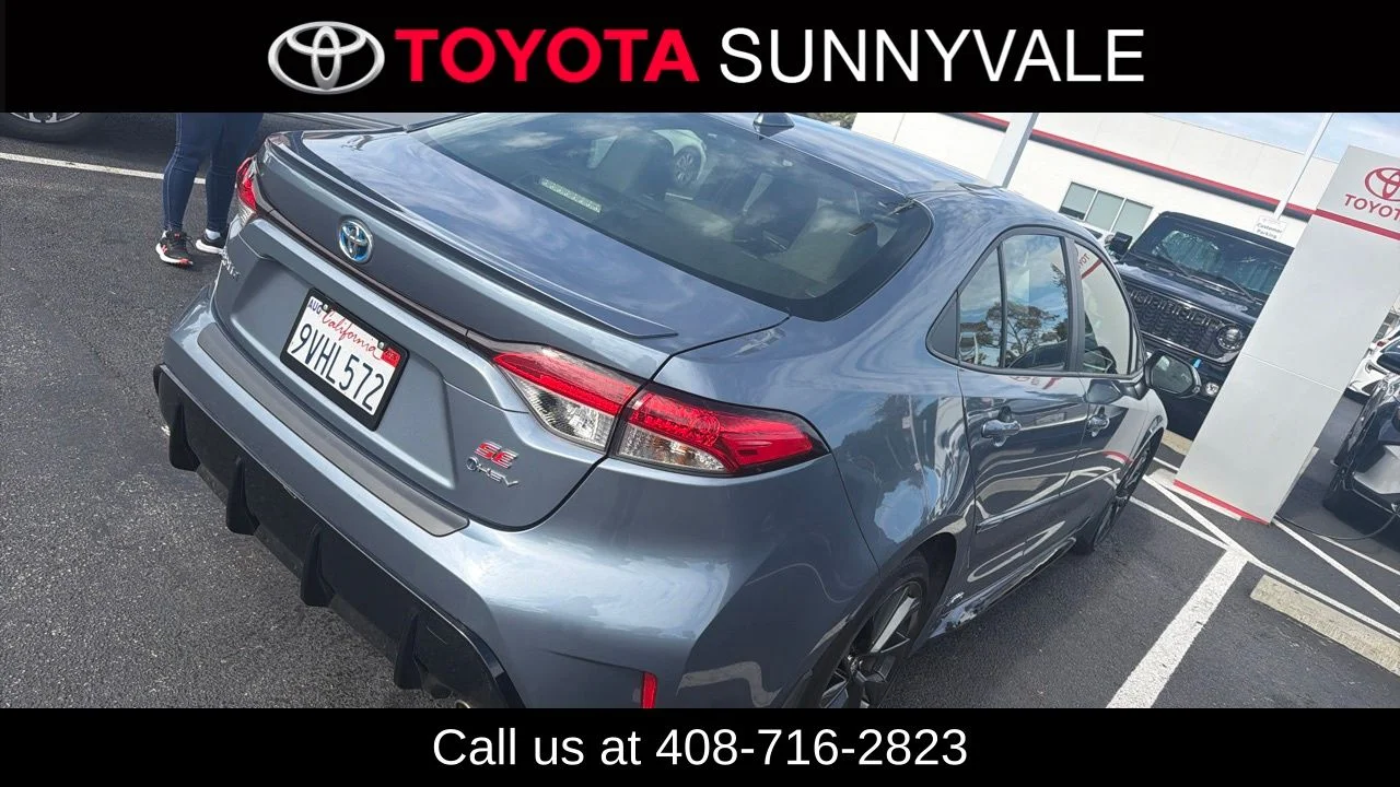 Certified Used 2025  Toyota SE image 2