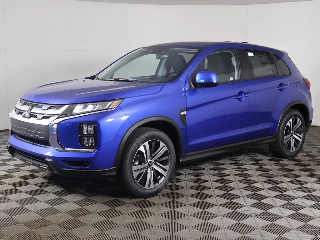 New 2026 Blue Mitsubishi 2.0 ES image 5