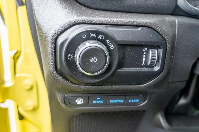 Used 2023 High Velocity Clearcoat Jeep Sahara 4xe image 20