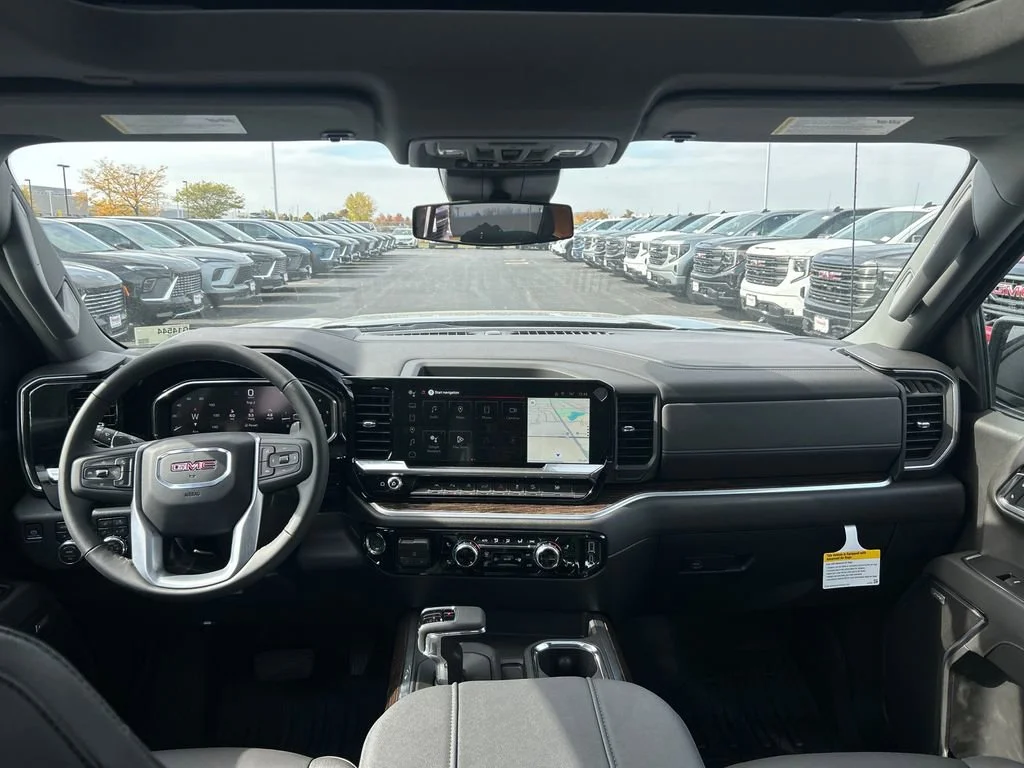 New 2026 Sterling Metallic GMC Elevation image 33