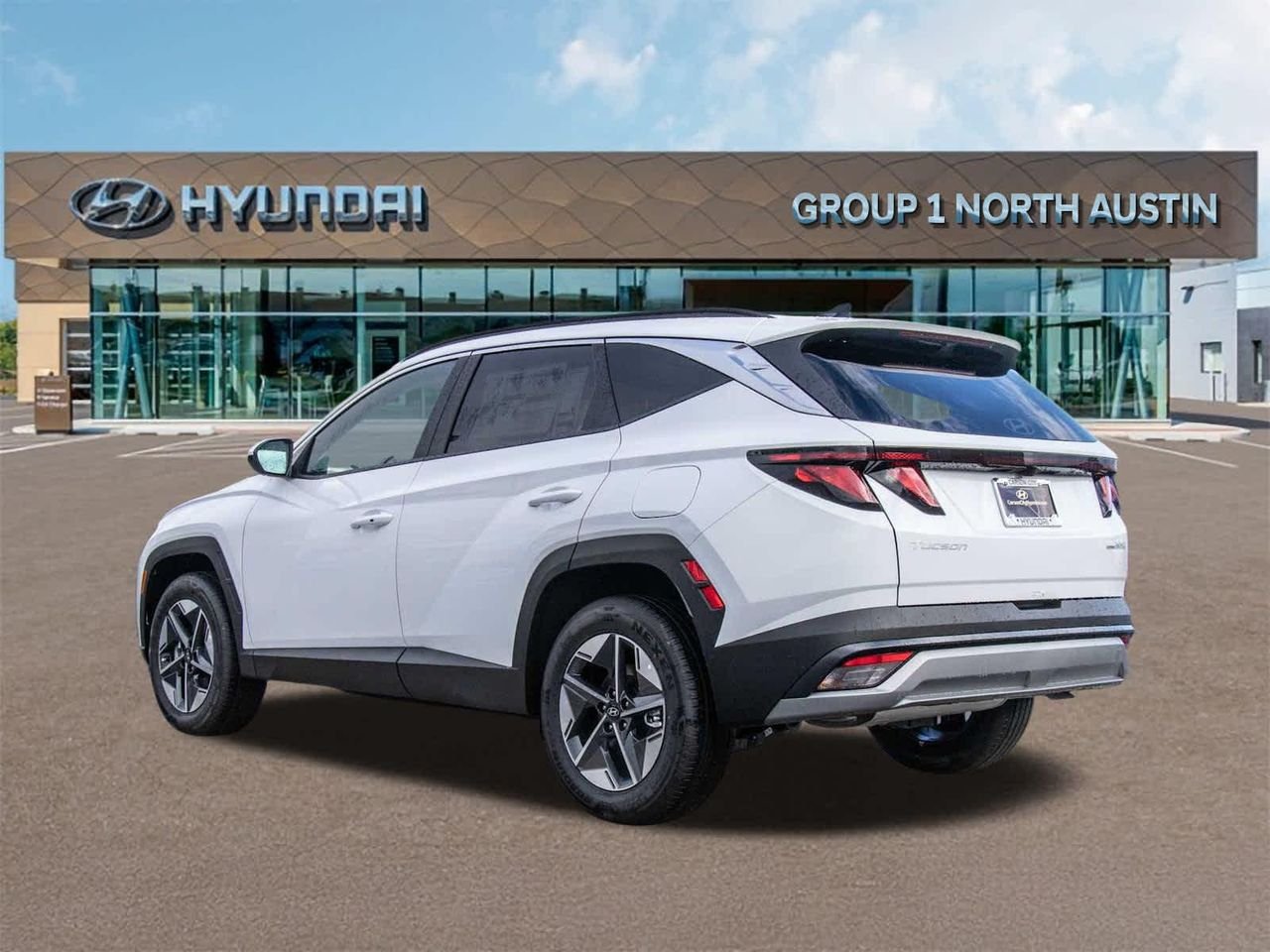 New 2026 Creamy White Pearl Hyundai SEL AWD image 5