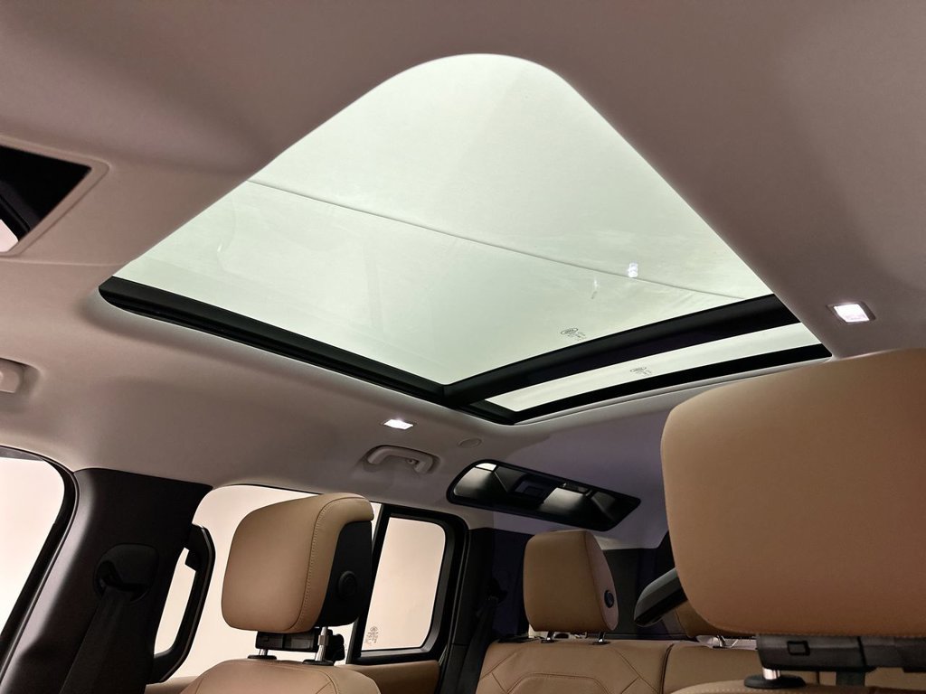 New 2026 Woolstone Green Land Rover S image 11