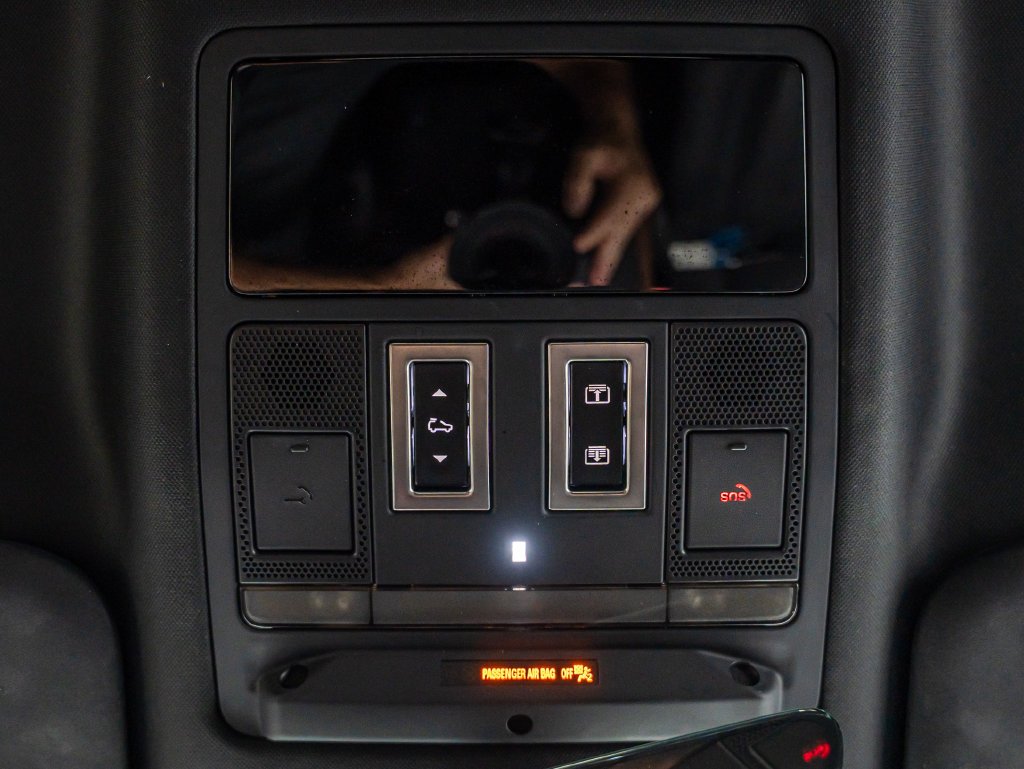 Used 2024 Gondwana Stone Metallic Land Rover X-Dynamic SE image 38