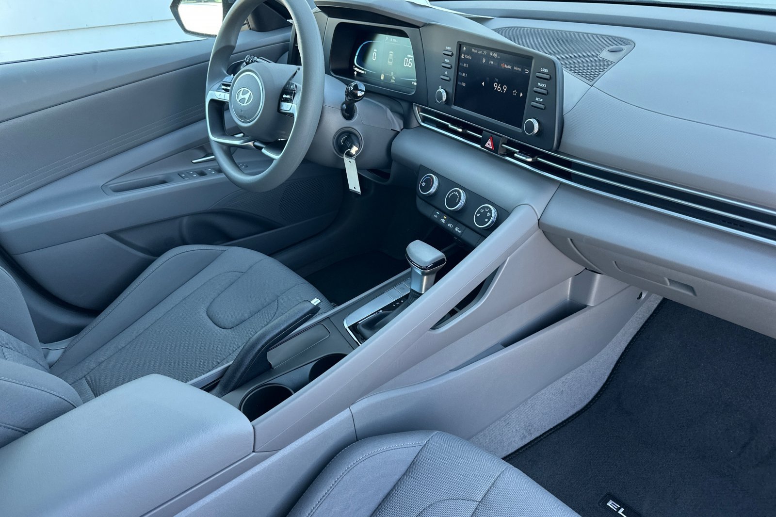 New 2026 Ecotronic Gray Hyundai SE image 34