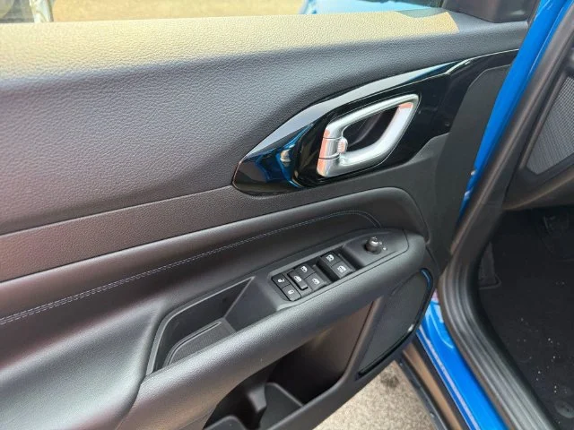 New 2026 Blue Jeep Latitude image 11
