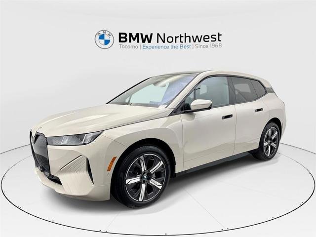 2026 BMW iX xDrive60's photo