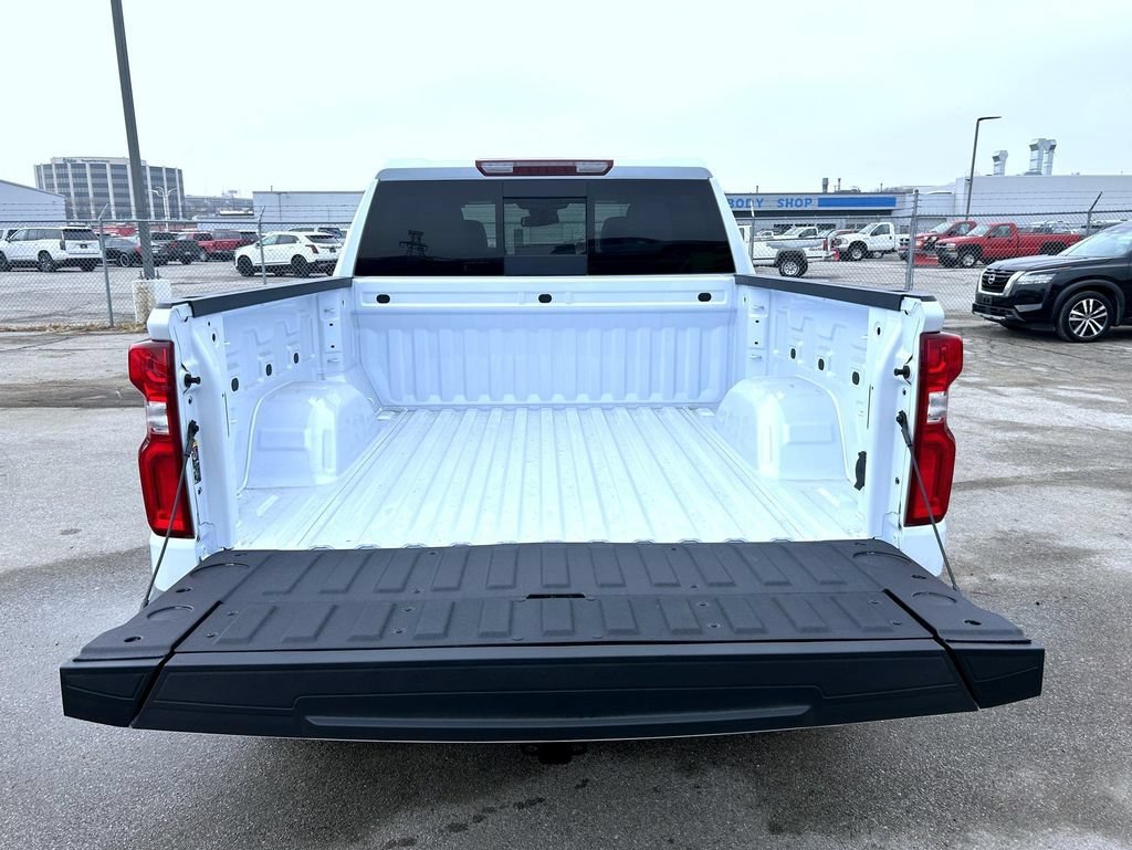 New 2026 Polar White Tricoat Chevrolet LTZ image 23