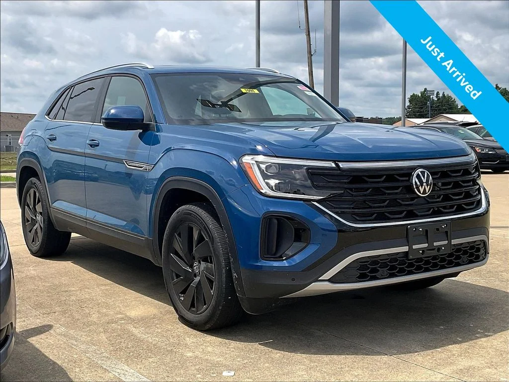 2025 Volkswagen Atlas Cross Sport 2.0T SE w/Tech 4MOTION's photo