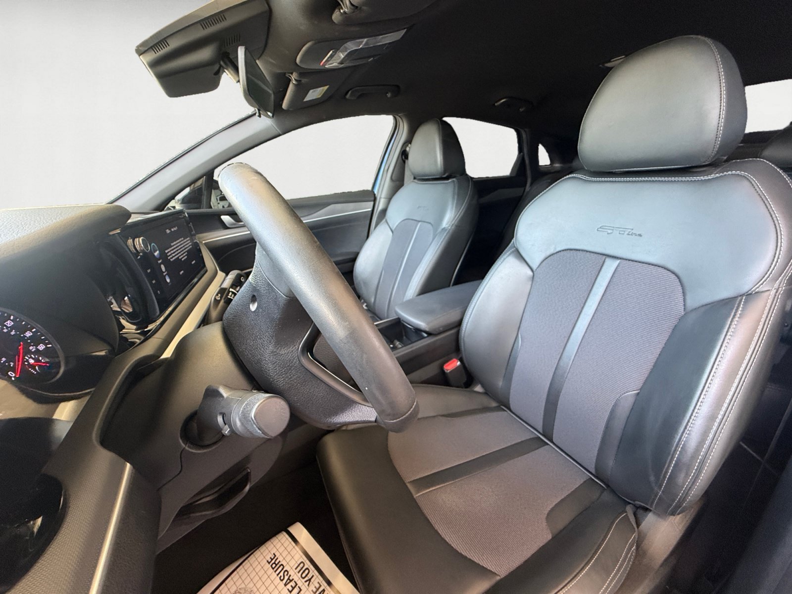 Used 2023 Sapphire Blue Kia GT-Line image 10