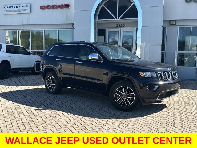Used 2020  Jeep Limited image 2