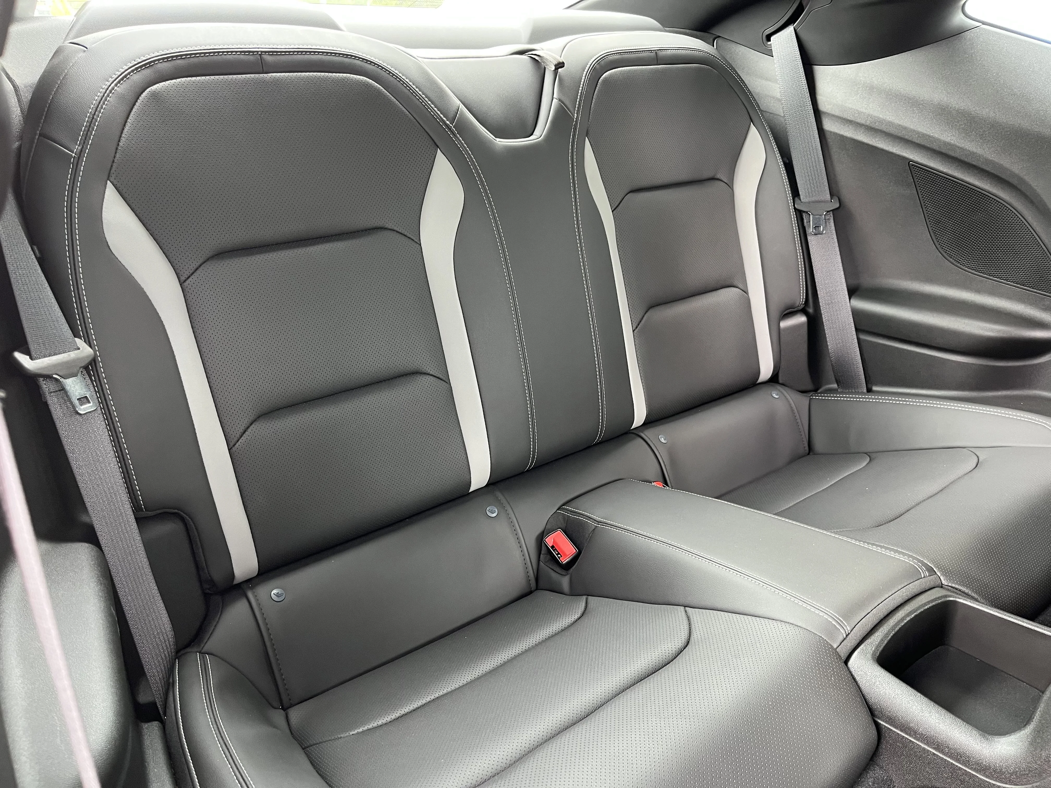 Used 2023 Summit White Chevrolet 2LT image 17