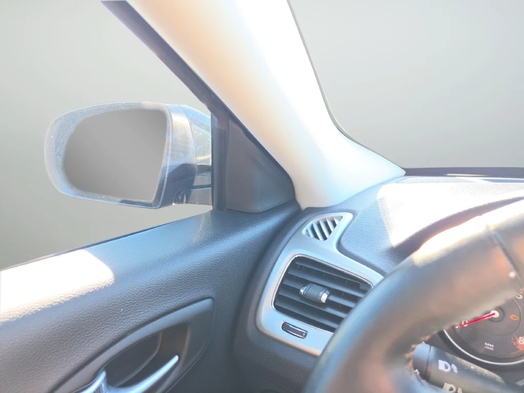 Used 2017 Black Jeep Latitude image 21