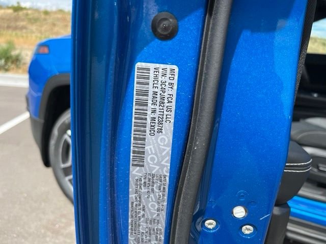 New 2026 Hydro Blue Pearlcoat Jeep Laredo image 15