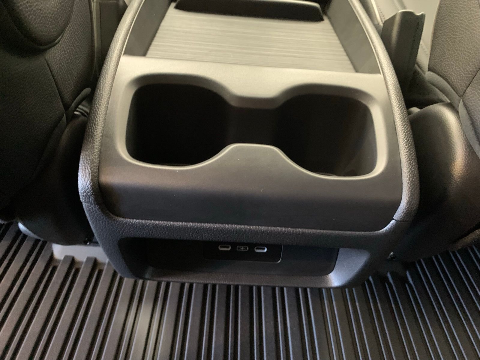 2026 Honda Odyssey Touring - Photo 32