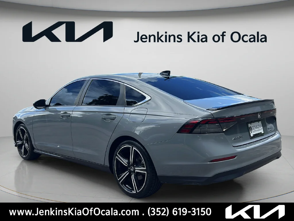 Used 2024 Gray Honda Sport image 6