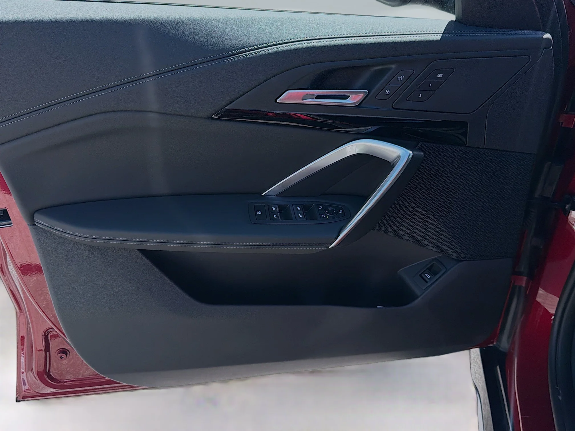 New 2026 Vegas Red Metallic BMW xDrive28i image 21