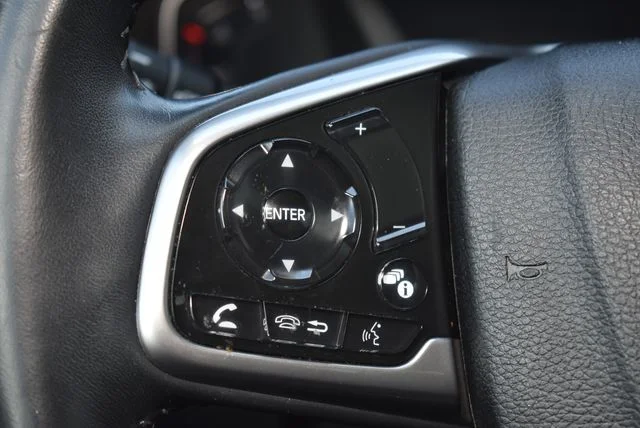 Used 2020 Crystal Black Pearl Honda Touring image 16