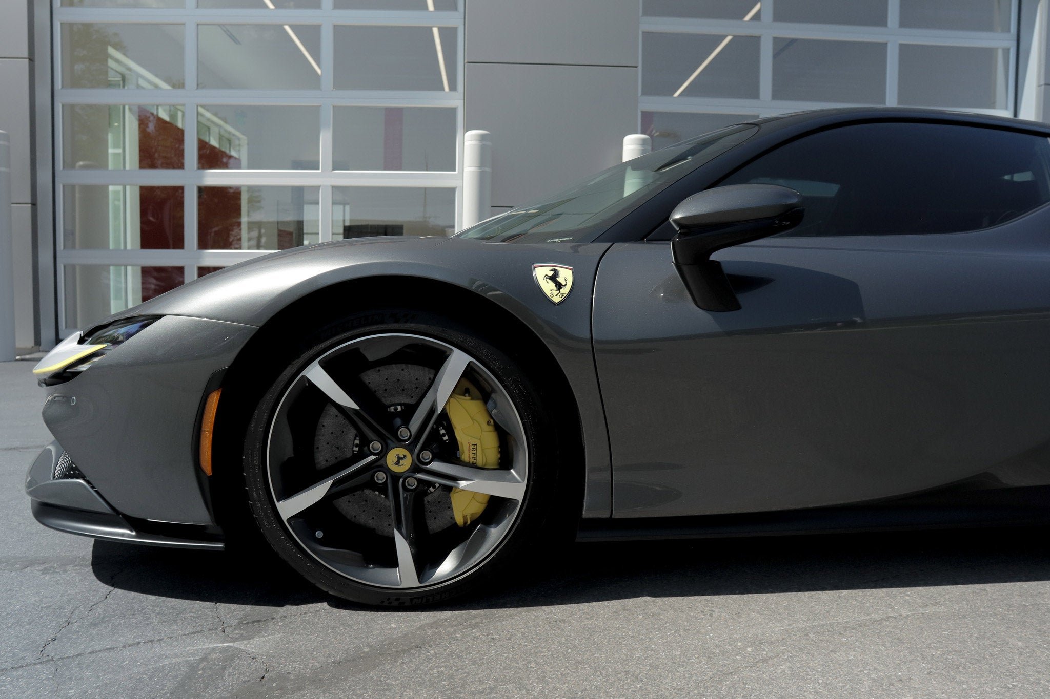 2023 Ferrari SF90 Base - Photo 11