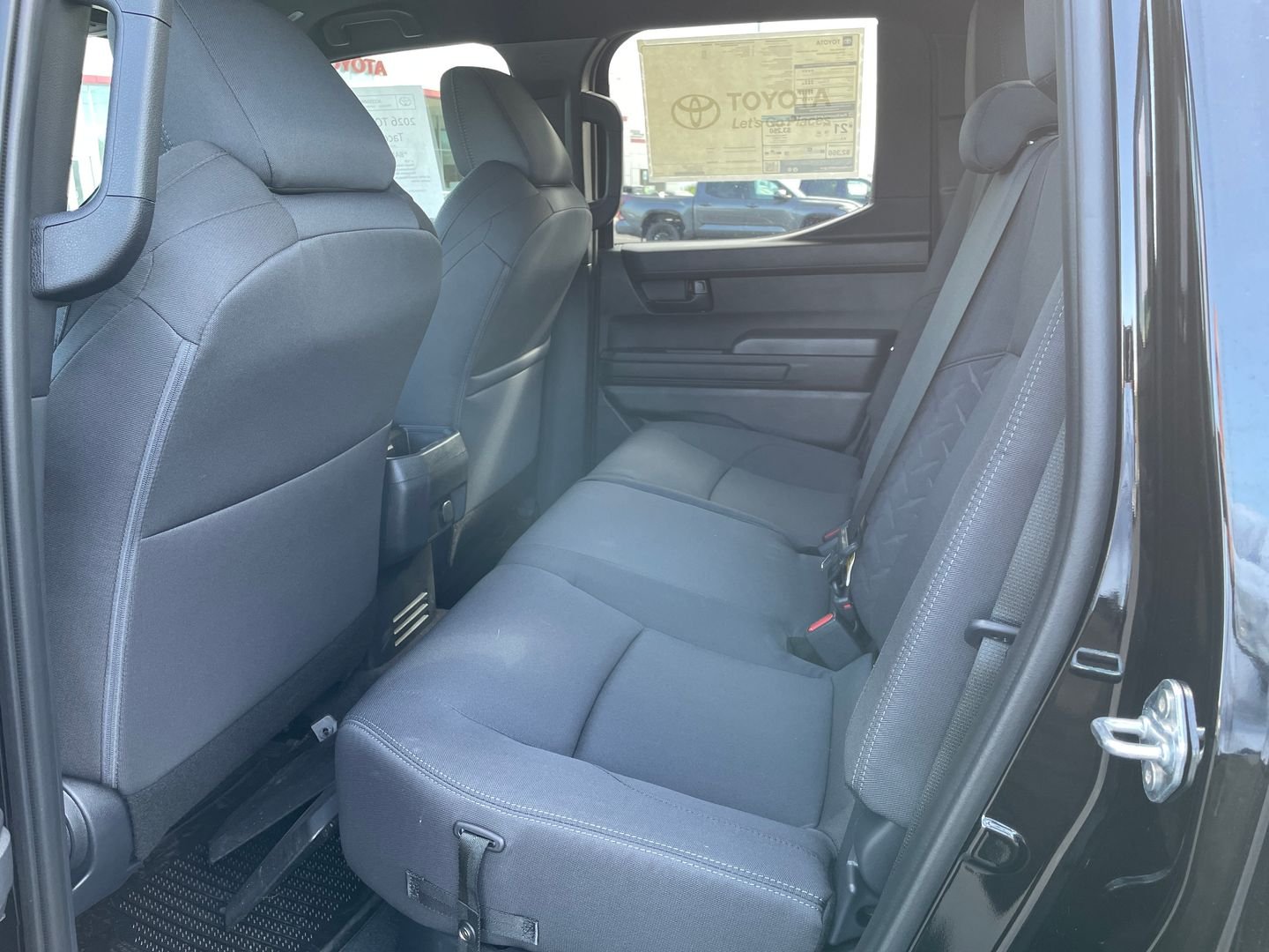 2026 Toyota Tacoma SR5 - Photo 11