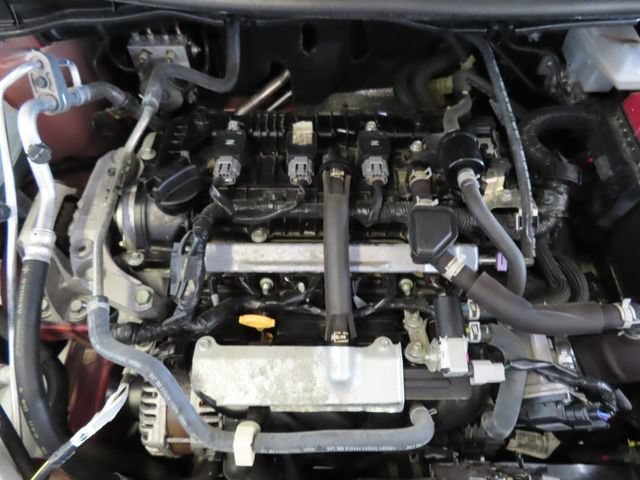 2025 Nissan Versa Sedan SV - Photo 32