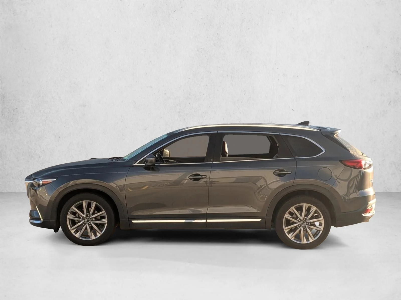 Used 2016 Machine Gray Metallic Mazda Signature image 8