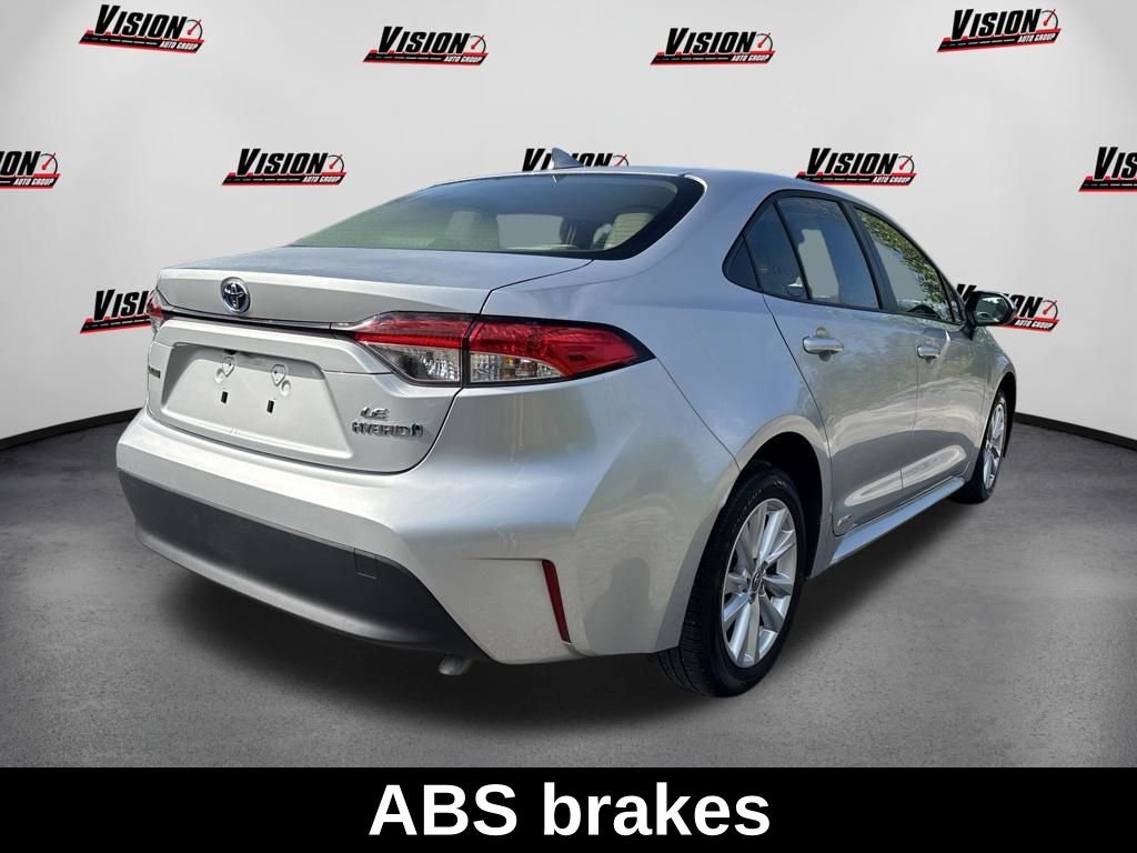 Used 2024 Silver Toyota LE image 5