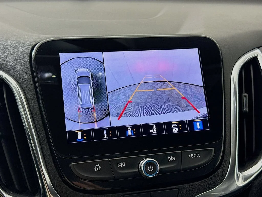 Used 2022 SUMMIT WHITE Chevrolet Premier image 13