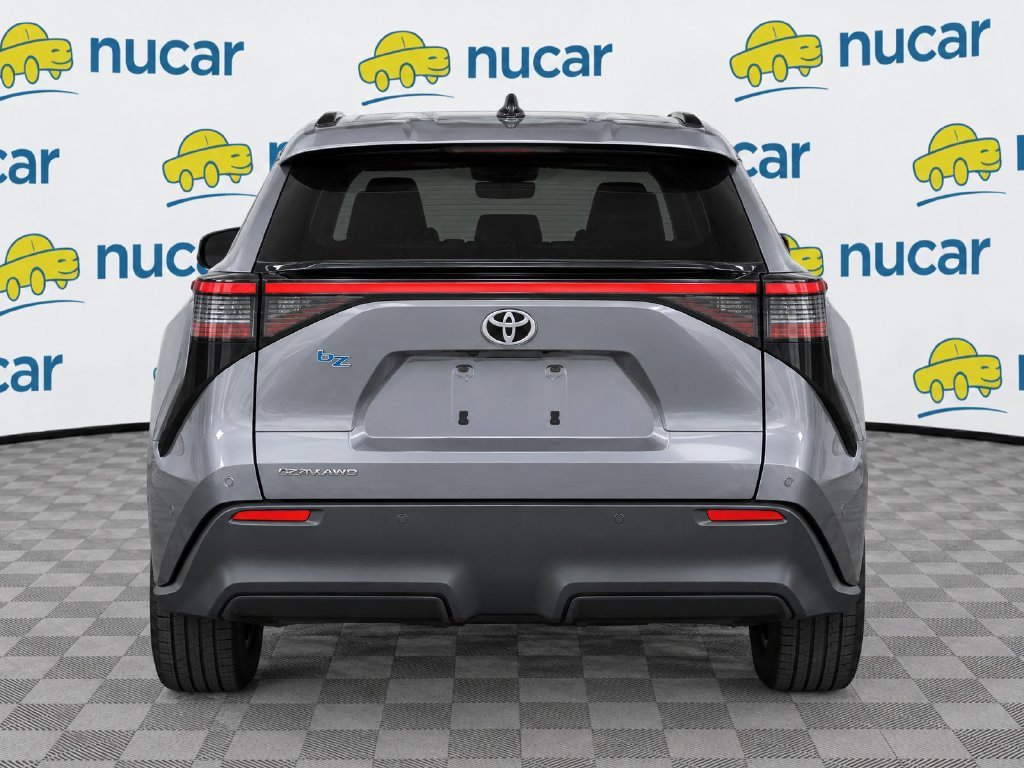 Used 2026  Toyota XLE image 7