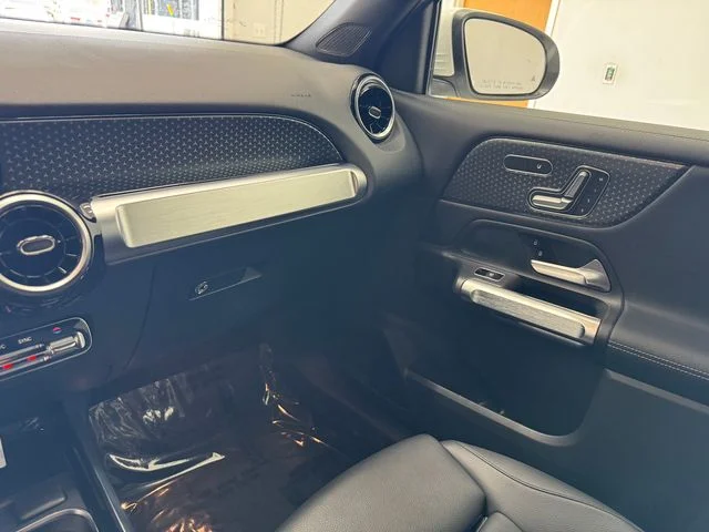 Certified Used 2026 White Mercedes-Benz GLB 250 image 43