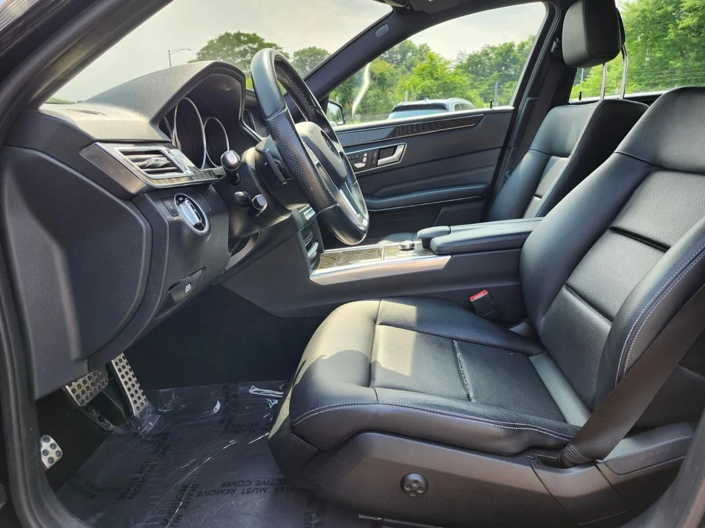 Used 2016  Mercedes-Benz E 350 image 19