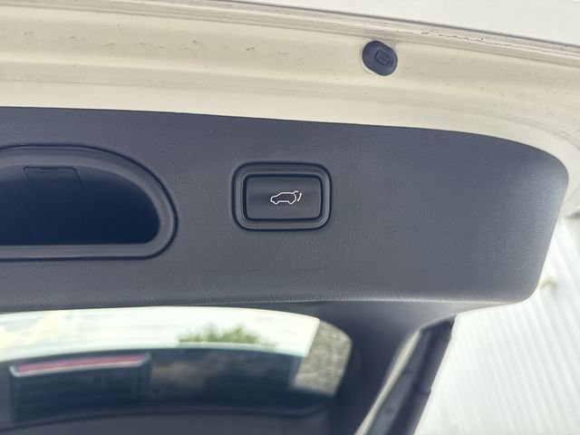 Used 2020 White Kia SX image 13