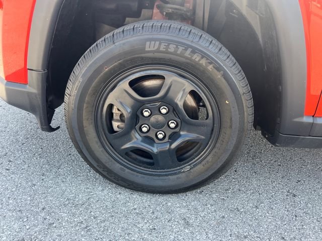 Used 2018 Orange Jeep Sport image 10