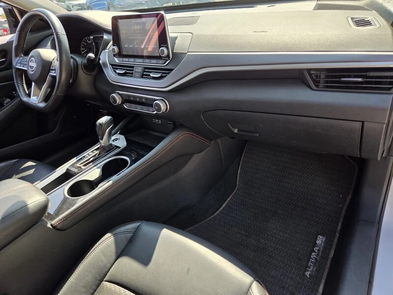 Used 2024 Pearl NISSAN 2.5 SR image 16