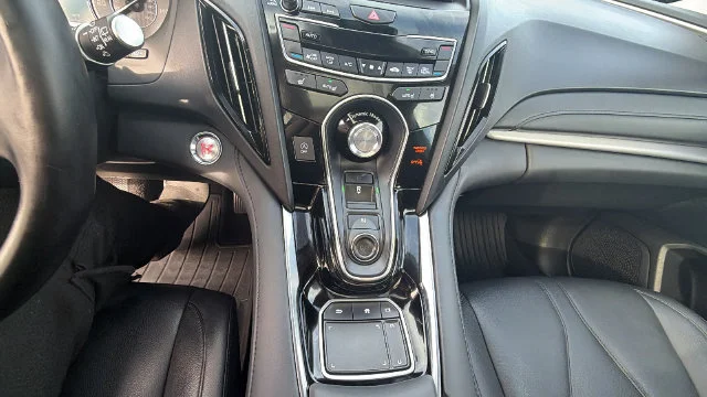 Used 2019  Acura Base image 26