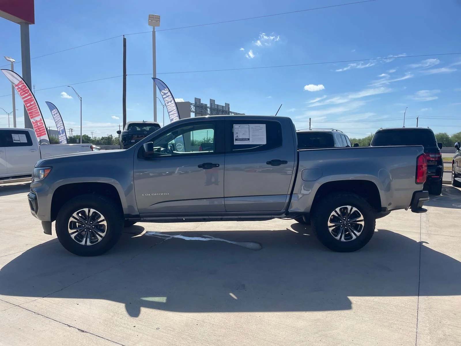 Used 2021 Gray Chevrolet Z71 image 2