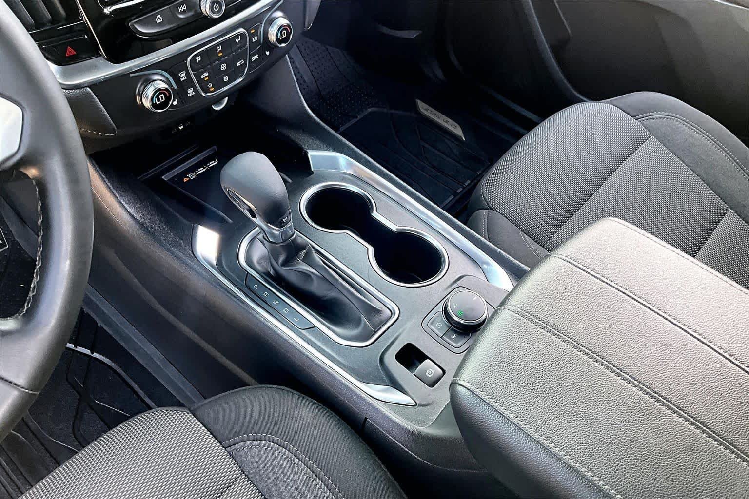 Used 2023 Northsky Blue Metallic Chevrolet LT Cloth image 17