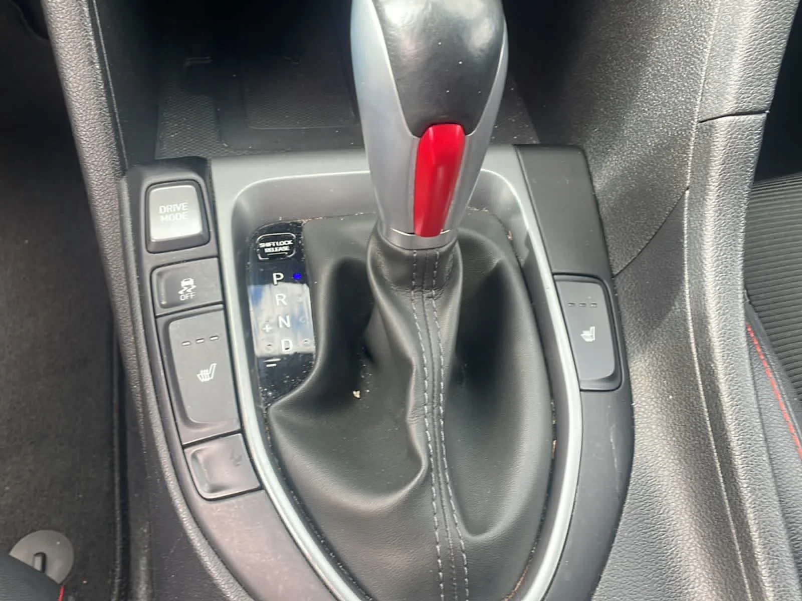Used 2019 Phantom Black Hyundai 2.0 Premium image 18