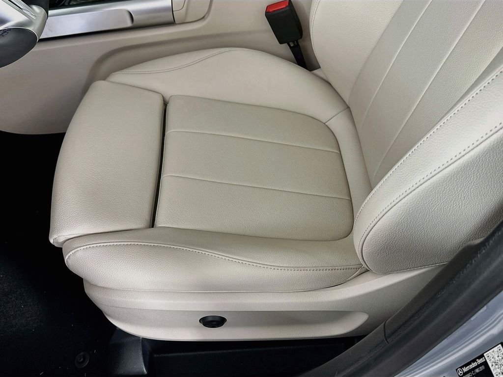 Certified Used 2026 Silver Mercedes-Benz GLB 250 image 19