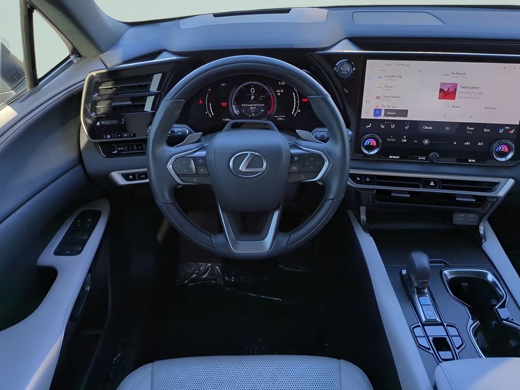 Used 2024 White Lexus 350 Premium Plus image 13