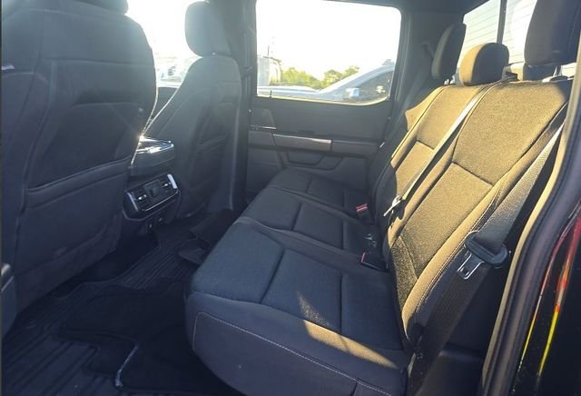 Used 2023 Black Ford XLT image 4