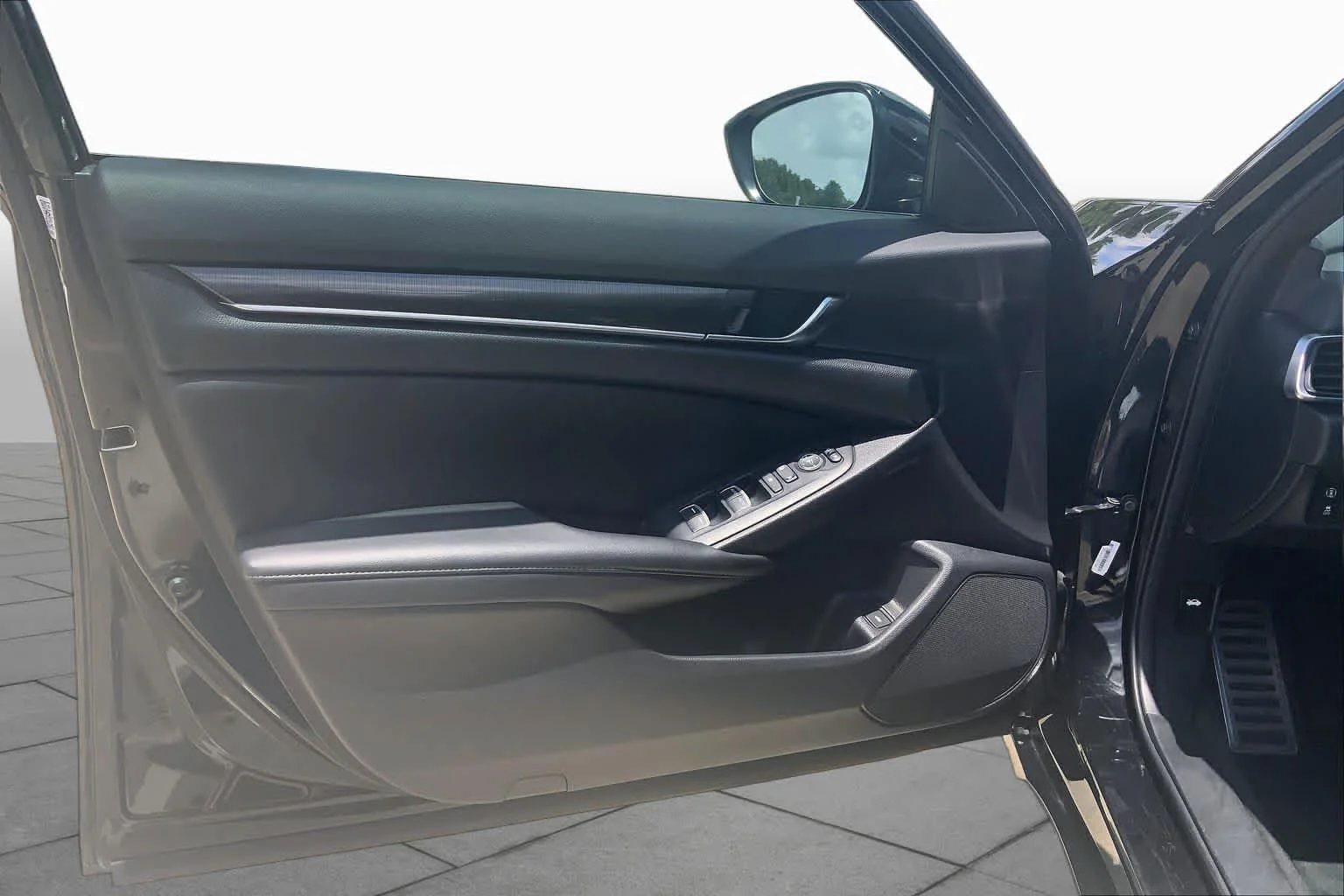 Used 2022 Crystal Black Pearl Honda Sport image 21