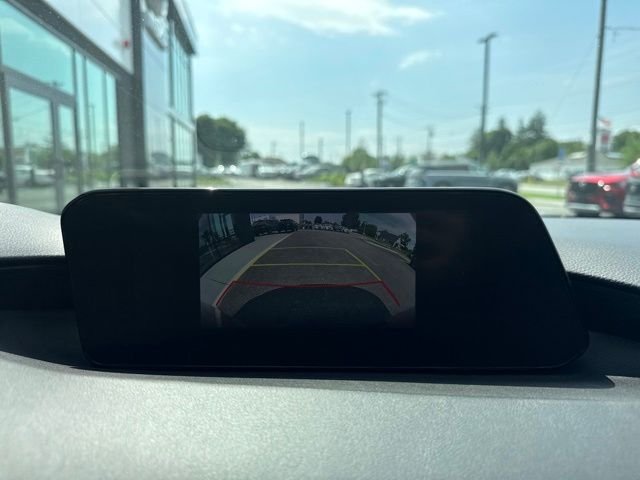 Used 2020 Red Mazda Select image 17